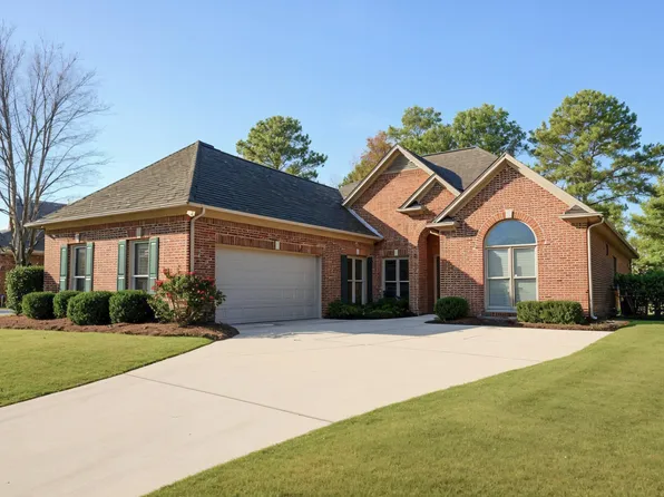 1490 Waterside Cir, Hoover, AL 35244