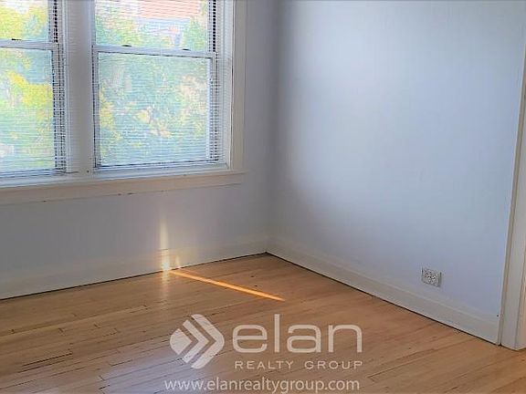 4th image of 1201 W Waveland Ave APT 2