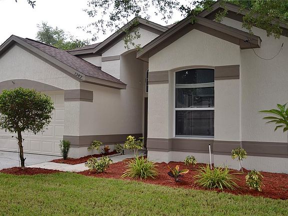 2nd image of 1349 Crawford Dr
