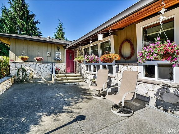 2nd image of 43425 248th Ave SE