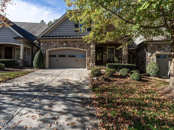 3821 Cottage Rose Ln, Raleigh, NC 27612