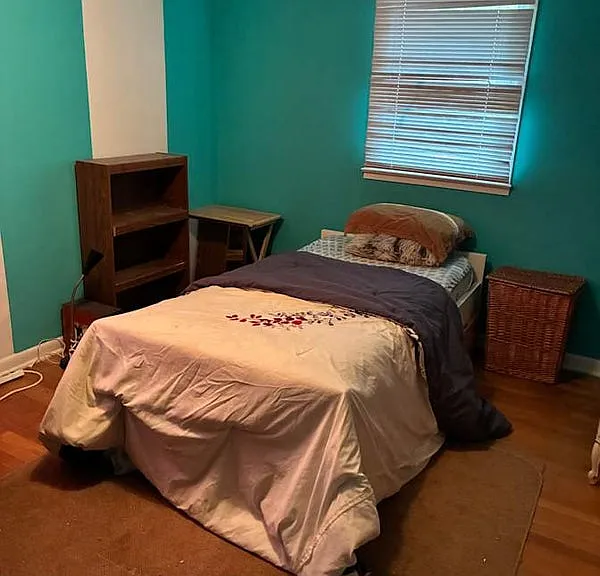 1643 Great Falls St — Photo 7