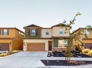 137 Julia Island Cir, Sacramento, CA