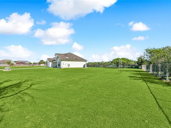 Robert Cir, Gretna, LA 70056