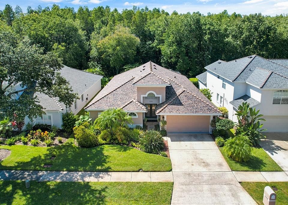 1st image of 5504 Avenue Du Soleil