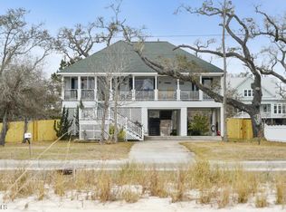 427 N Beach Blvd, Waveland, MS 39576