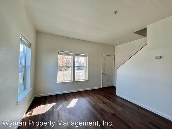 4th image of 1540 Pueblo Ave #F
