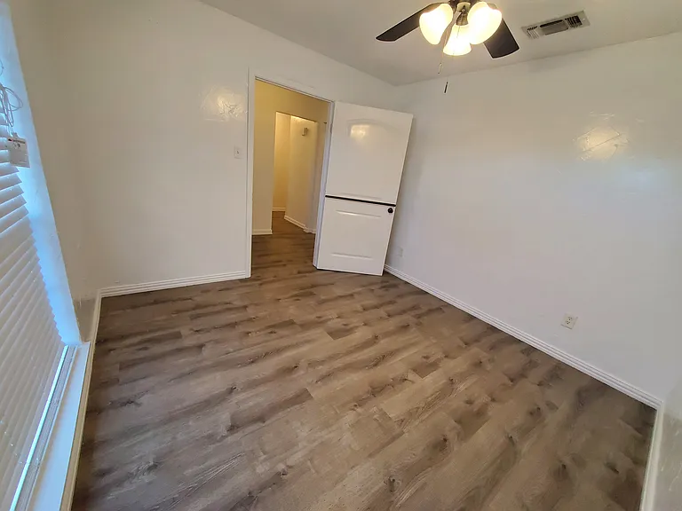4700 Andalusia Trl — Photo 16