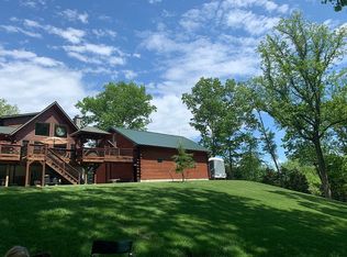 17 Wishing Well Rd, Columbia, NJ 07832