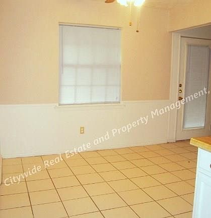 5th image of 301 N Saint Johns Dr