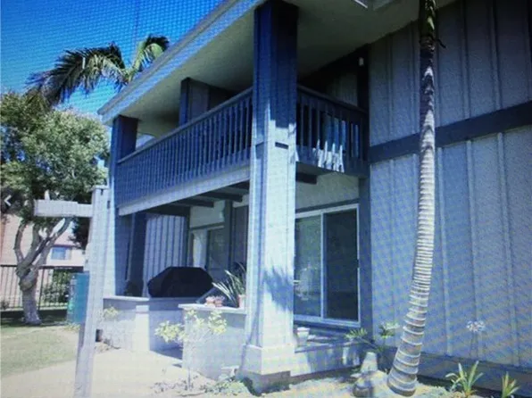 17192 Pacific Coast Hwy #8, Huntington Beach, CA 92649