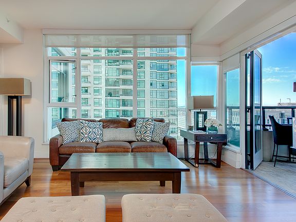 4th image of 1205 Pacific Hwy #1806