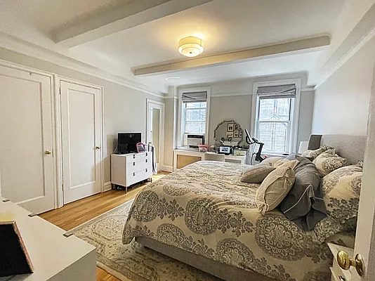 Rented by Rachel Realty | media 9