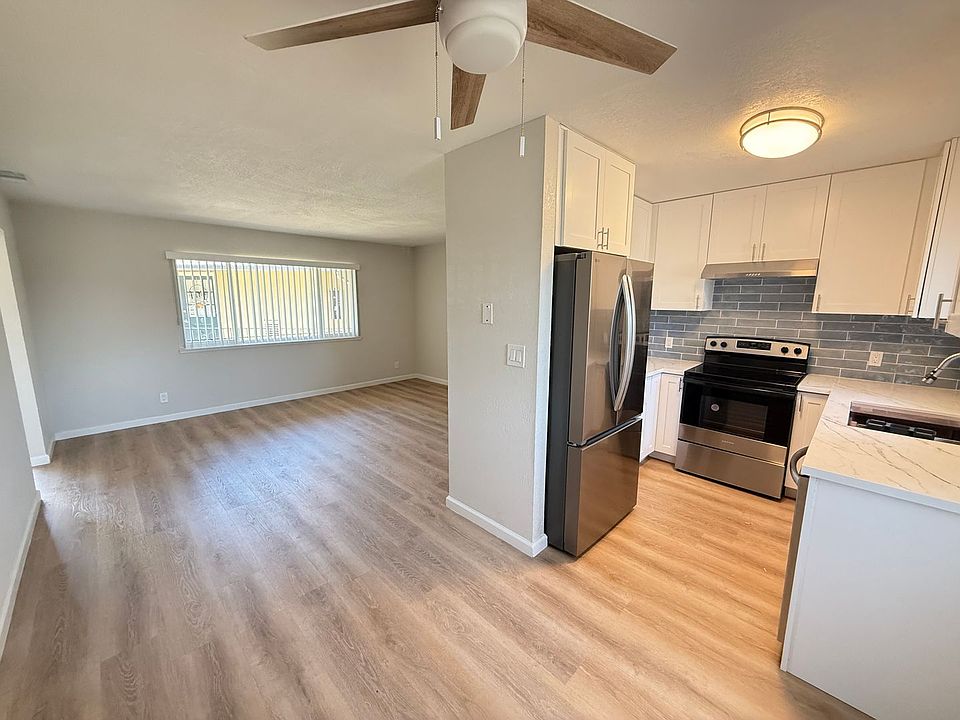 1st image of 4860 Northlawn Dr #404