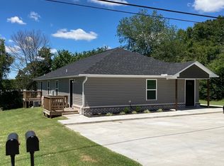 909 Lakeview Dr #A, Alma, AR 72921