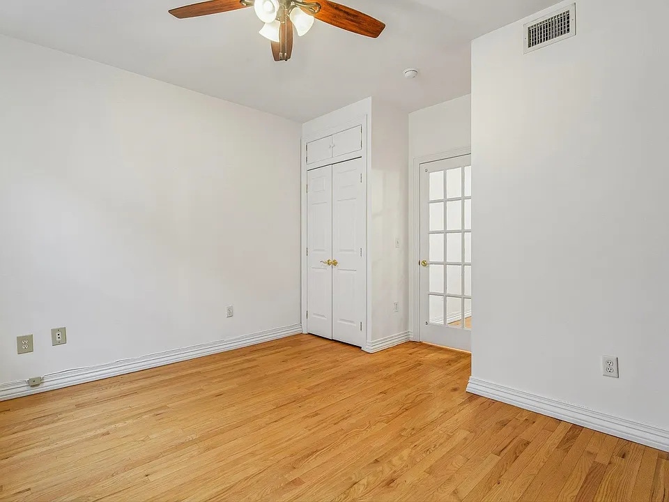815 Willow Ave #2R