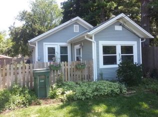 243 S Seymour Ave, Grayslake, IL