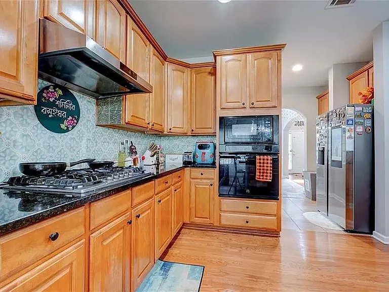 380 Simonton Crest Dr — Photo 10