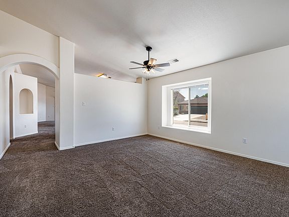 5th image of 1000 High Plains Rd NE