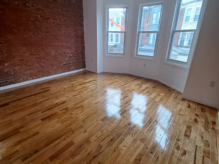 1353 W Jerome St #2 — Photo 17