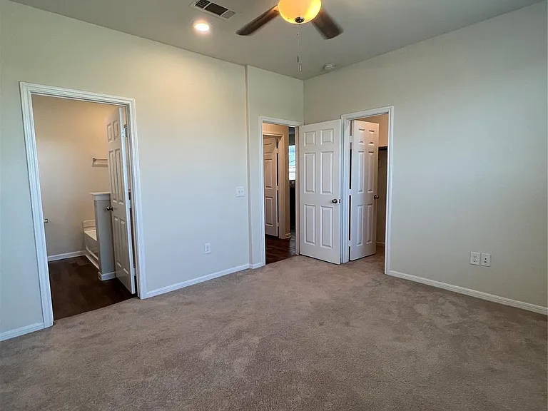 4410 Rushing Ridge Ct — Photo 26