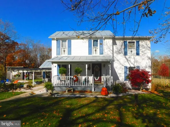 3415 N Mountain Rd, Wardensville, WV 26851