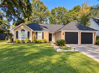 24 Clearwater Ln, Savannah, GA 31419