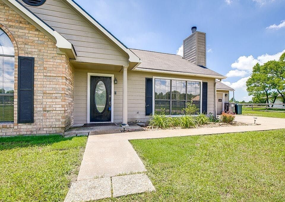 1st image of 144 Cielo Azul Cir
