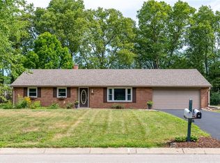453 Southbrook Dr, Centerville, OH 45459