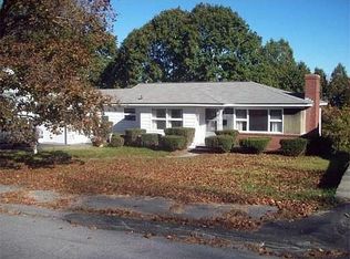 50 Franklin St, Clinton, MA 01510