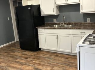 315 Oak Ave SE APT A, Massillon, OH 44646