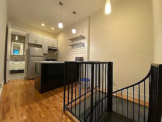 1st image of 901 Saint Johns Pl #1F