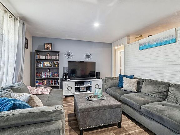 5th image of 3600 Blayton St