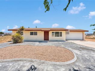 16161 Dale Evans Pkwy, Apple Valley, CA 92307