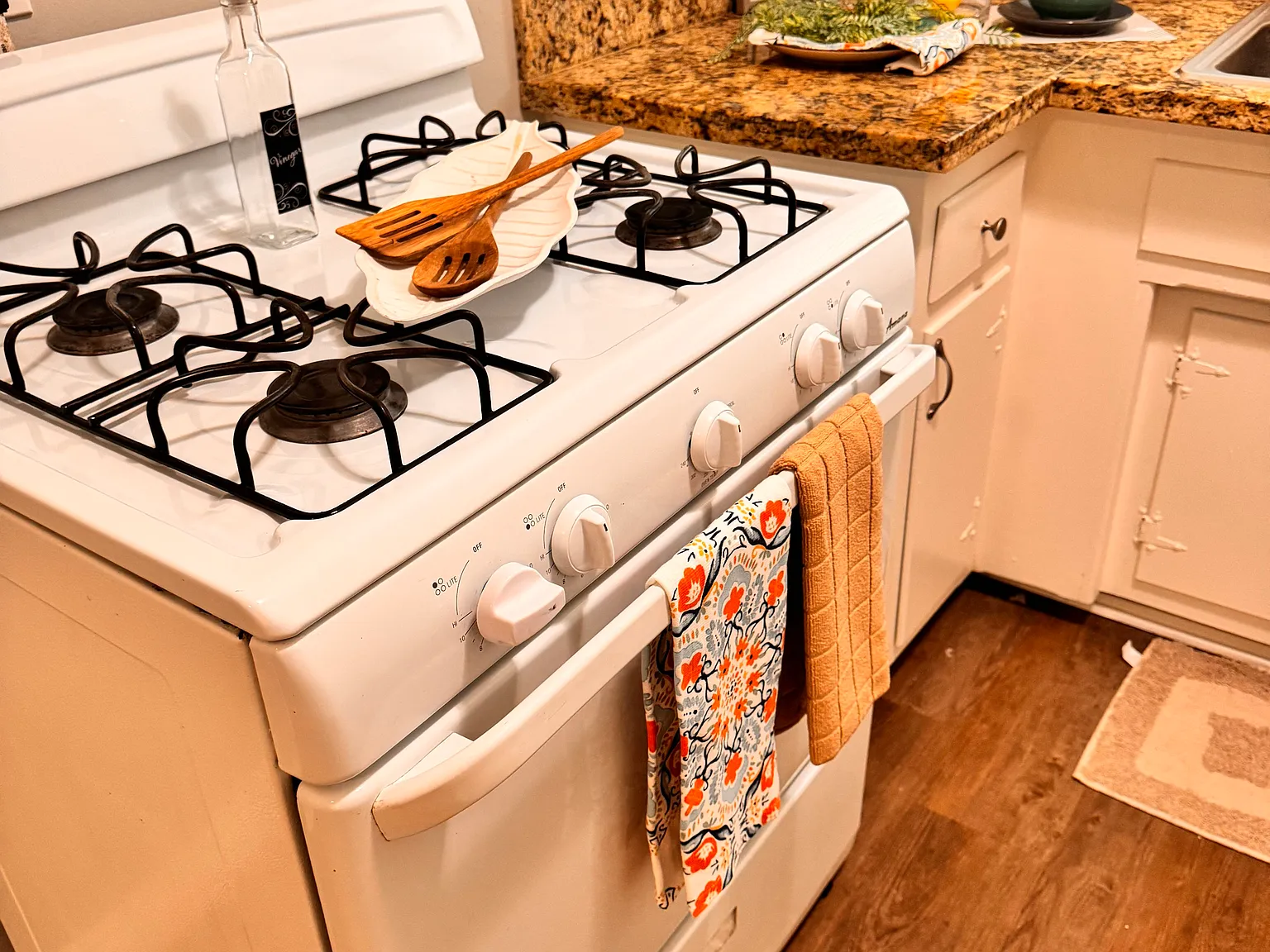 1 bed, 650 sqft, $1,950 — Photo 2