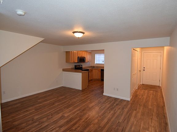 2nd image of 3839 E 18th St #C