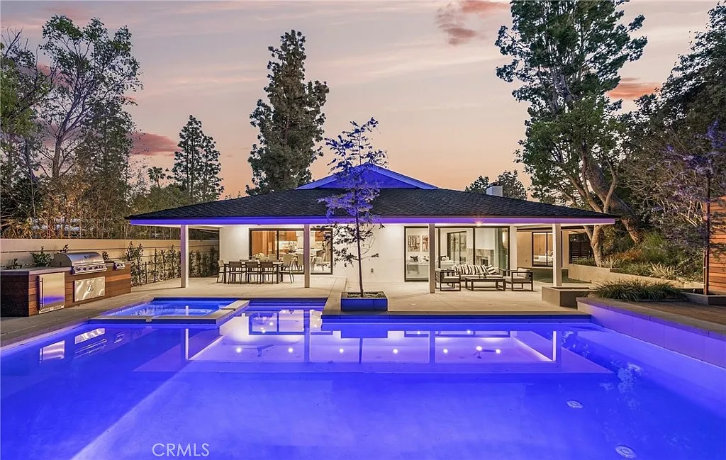 5 bed, 5.5 bath, 4193 sqft, $21,000 — Photo 1