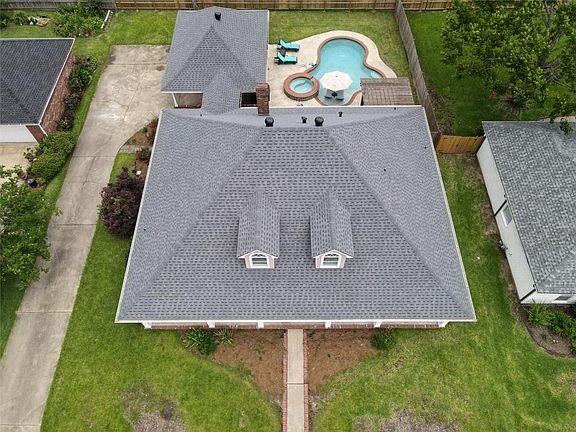 2nd image of 2500 Cassie Ln