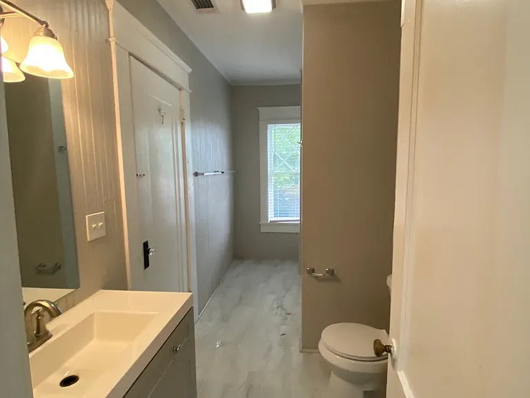 405 Bradley St #C — Photo 9