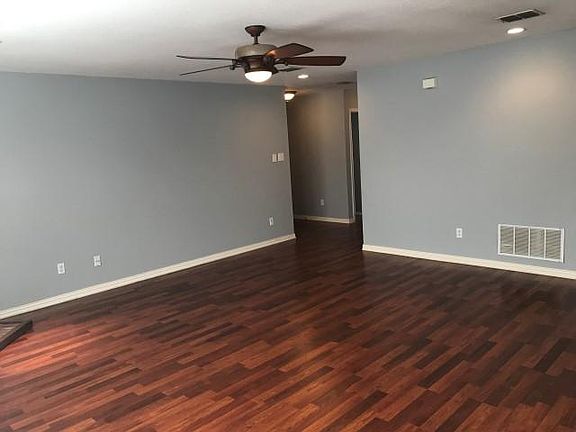 4th image of 2712 Mesa Valley Dr