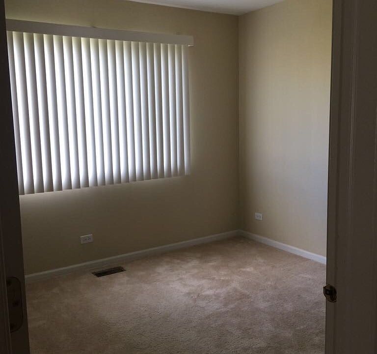 1st image of 1054 Woodview Ct