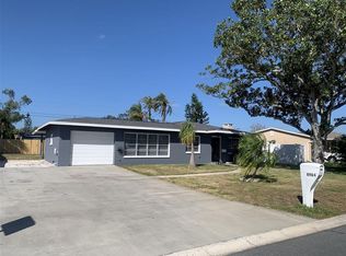 8964 112th St, Seminole, FL 33772