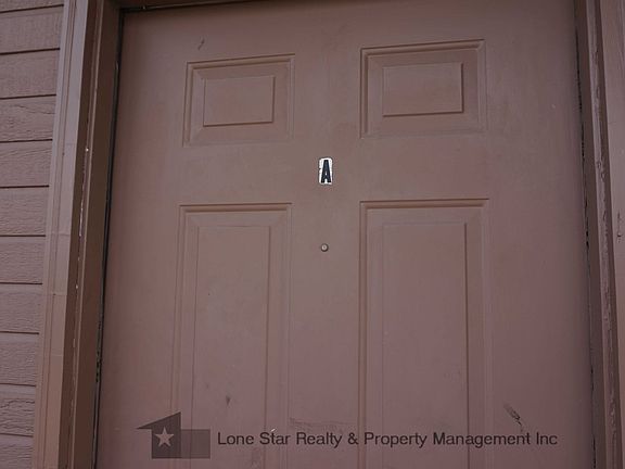2nd image of 1906 Windward Dr APT A