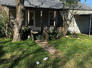 409 E Homan St, Baytown, TX 77520