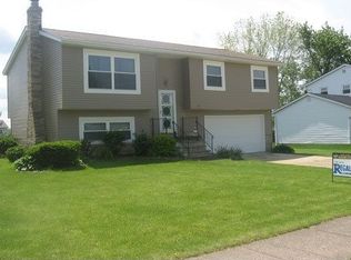 4409 Hialeah Dr, Parma, OH 44134