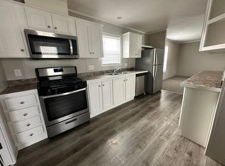 555 Delaware, Belleville, MI 48111