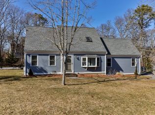7 Spruce Tree Ln, Forestdale, MA 02644