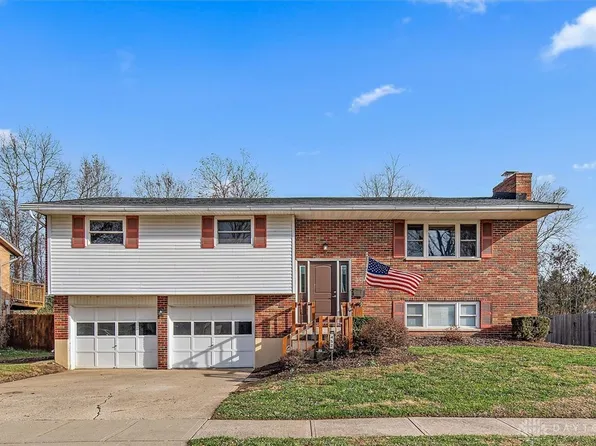452 Holderman Pl, New Lebanon, OH 45345