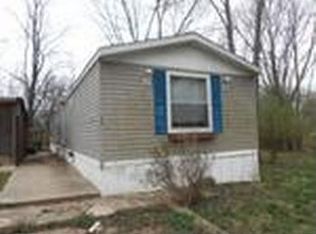 227 Chicago Ave, Centralia, IL 62801