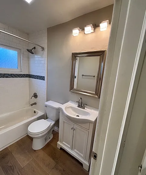 1149 N Westmoreland Ave — Photo 7
